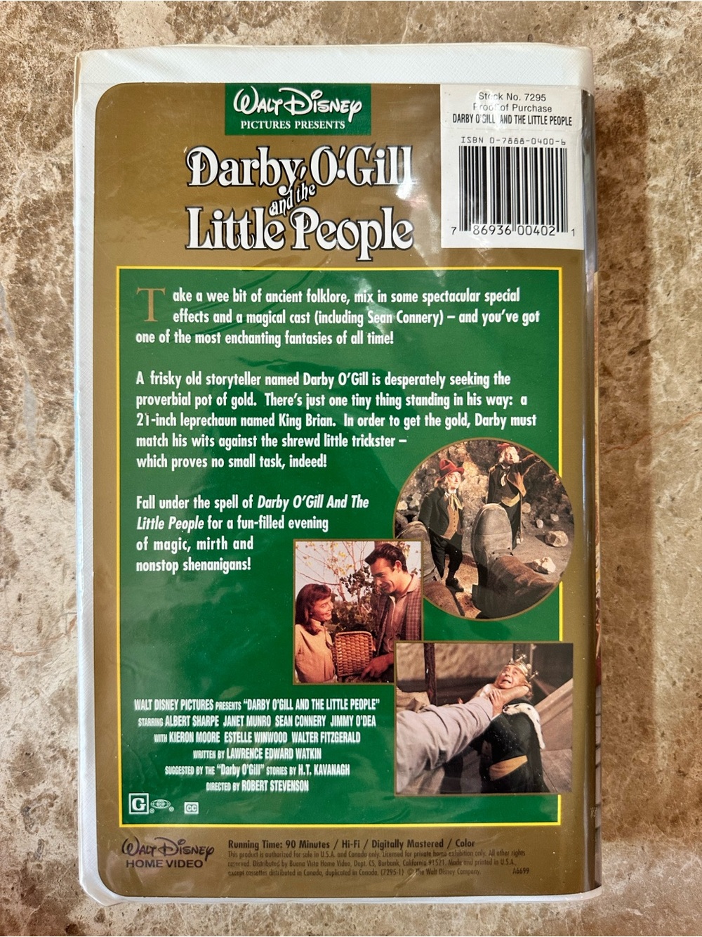 Disney Darby O'Gill and the Little People VHS Tape and Clamshell - Picture 3 of 6